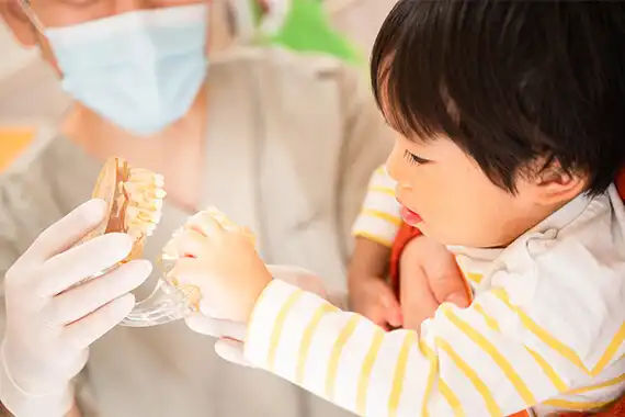 子どもと歯科医師